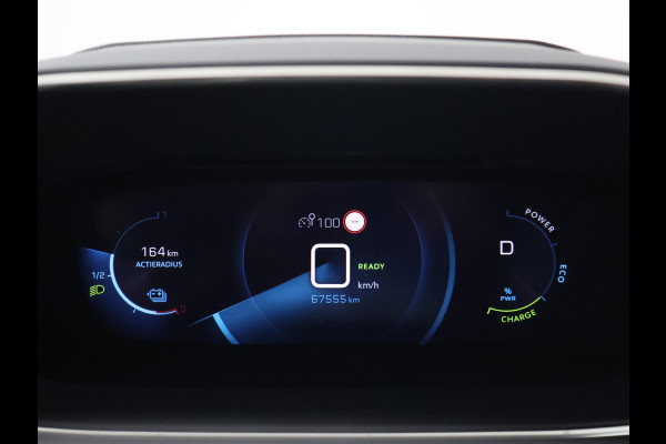 Peugeot e-2008 EV ALLURE 50 kWh + CAMERA | LED | PRIVACY | APPLE CARPLAY | ANDROID AUTO