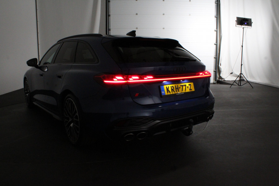 Audi S5 Avant 3.0 TFSI S5 quattro 50 year edition > 367pk/Pano./B&O/Trekhaak/Zwart optiek