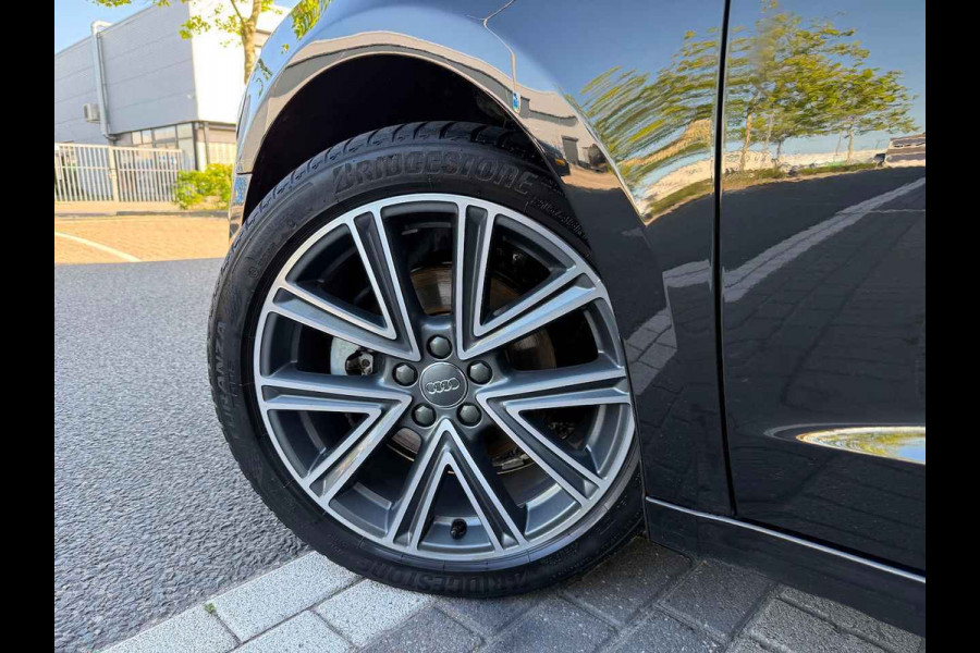 Audi A1 SPORTBACK 30 TFSI ECC/PDC V&A/LMV-17/Apple CarPlay