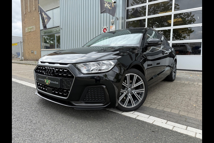 Audi A1 SPORTBACK 30 TFSI ECC/PDC V&A/LMV-17/Apple CarPlay
