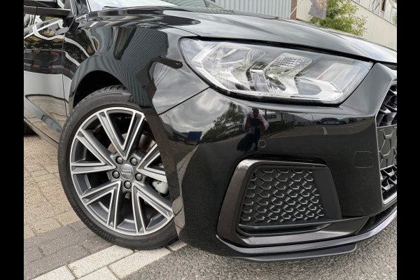 Audi A1 SPORTBACK 30 TFSI ECC/PDC V&A/LMV-17/Apple CarPlay