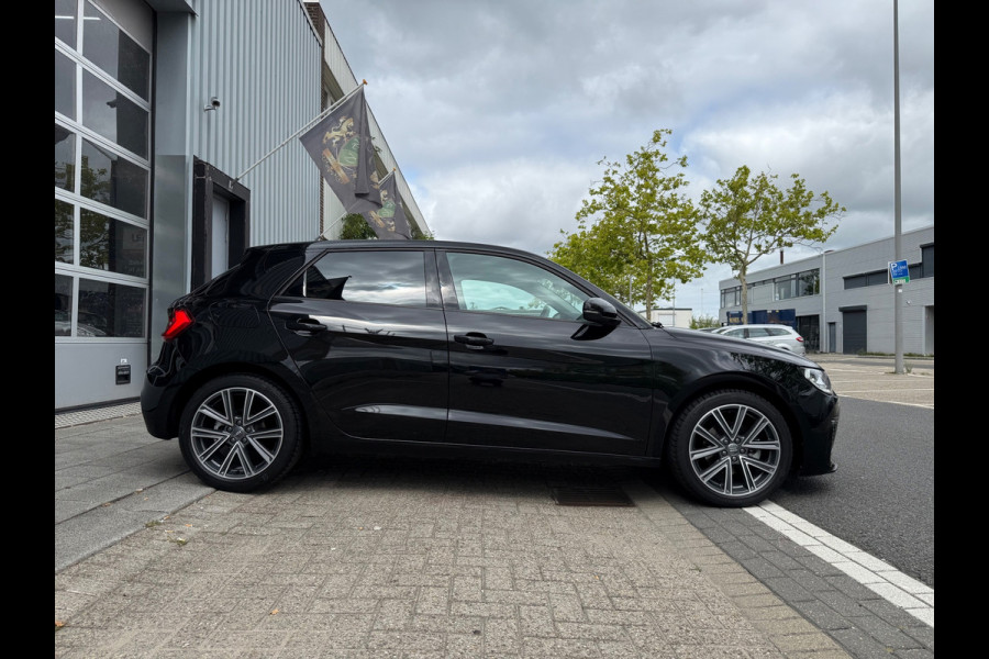 Audi A1 SPORTBACK 30 TFSI ECC/PDC V&A/LMV-17/Apple CarPlay
