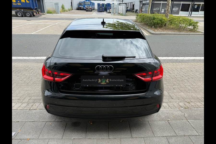 Audi A1 SPORTBACK 30 TFSI ECC/PDC V&A/LMV-17/Apple CarPlay