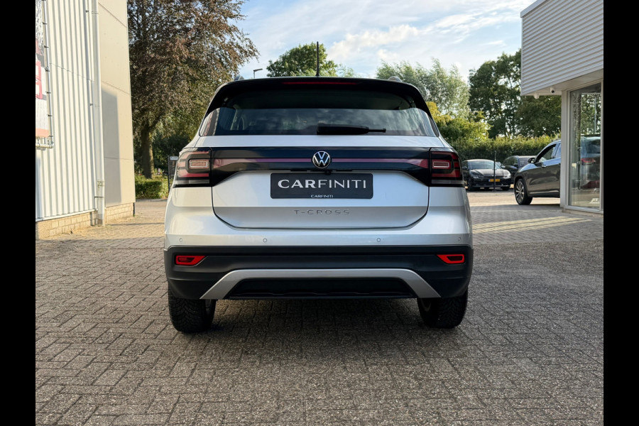 Volkswagen T-Cross 1.0 TSI Life Business Automaat 110Pk / Navi Carplay / Camera / Climate / Cruise / 16".