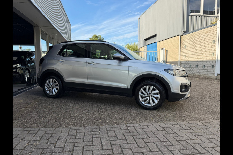Volkswagen T-Cross 1.0 TSI Life Business Automaat 110Pk / Navi Carplay / Camera / Climate / Cruise / 16".