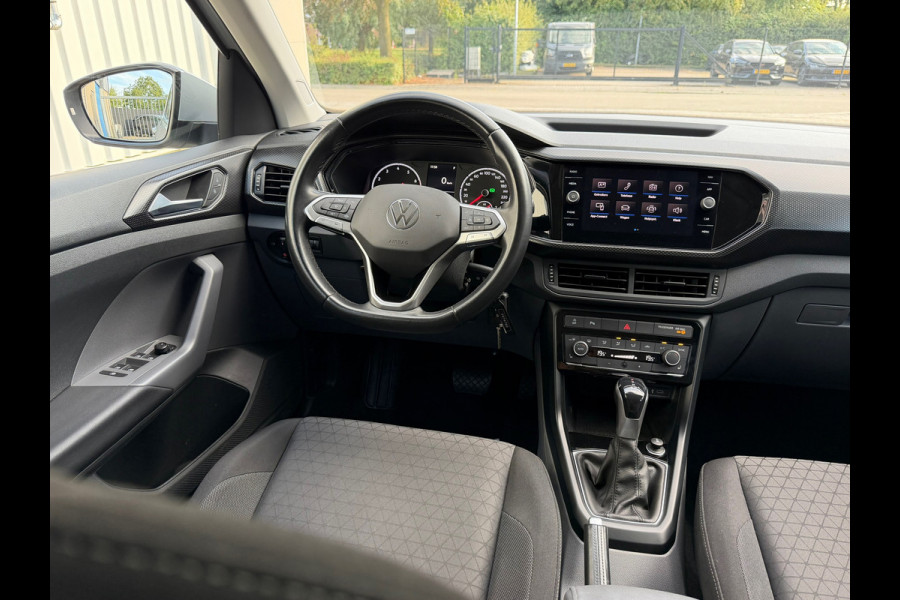 Volkswagen T-Cross 1.0 TSI Life Business Automaat 110Pk / Navi Carplay / Camera / Climate / Cruise / 16".
