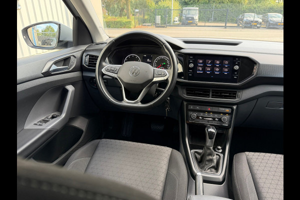 Volkswagen T-Cross 1.0 TSI Life Business Automaat 110Pk / Navi Carplay / Camera / Climate / Cruise / 16".