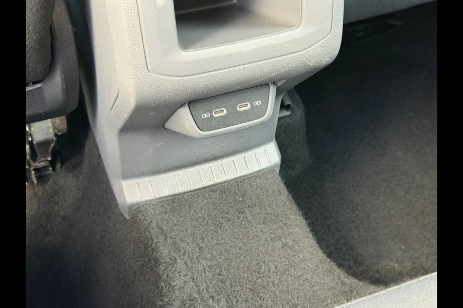 Volkswagen T-Cross 1.0 TSI Life Business Automaat 110Pk / Navi Carplay / Camera / Climate / Cruise / 16".