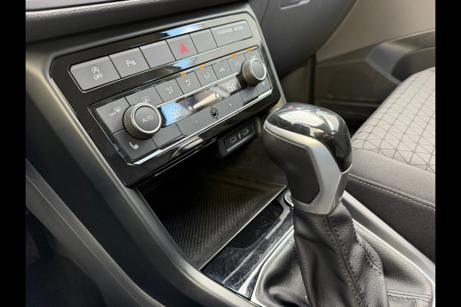 Volkswagen T-Cross 1.0 TSI Life Business Automaat 110Pk / Navi Carplay / Camera / Climate / Cruise / 16".