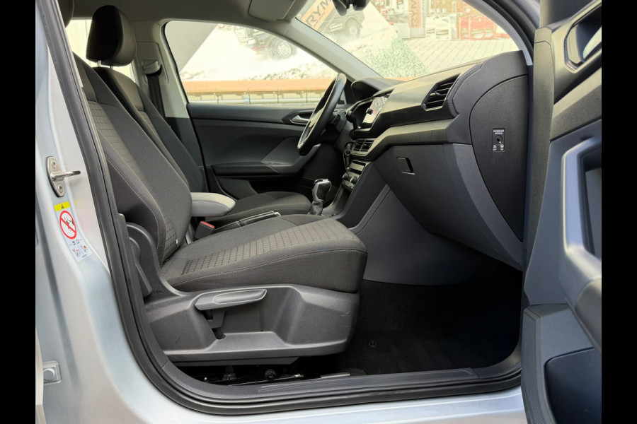 Volkswagen T-Cross 1.0 TSI Life Business Automaat 110Pk / Navi Carplay / Camera / Climate / Cruise / 16".