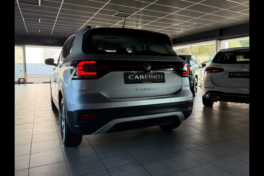Volkswagen T-Cross 1.0 TSI Life Business Automaat 110Pk / Navi Carplay / Camera / Climate / Cruise / 16".