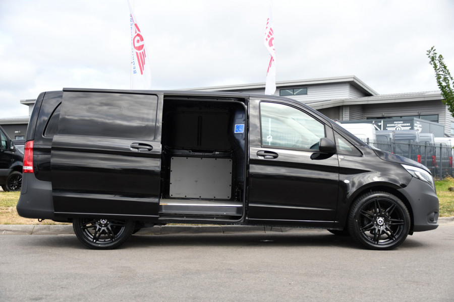 Mercedes-Benz Vito 116 CDI L2 Black Edition Cruise, Carplay, LED, 164pk, Sensoren, Multimedia, Automaat, NAVI, Uniek!