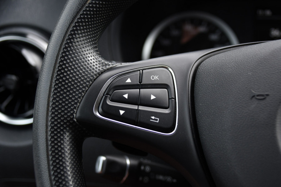 Mercedes-Benz Vito 116 CDI L2 Black Edition Cruise, Carplay, LED, 164pk, Sensoren, Multimedia, Automaat, NAVI, Uniek!