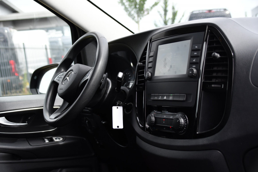 Mercedes-Benz Vito 116 CDI L2 Black Edition Cruise, Carplay, LED, 164pk, Sensoren, Multimedia, Automaat, NAVI, Uniek!