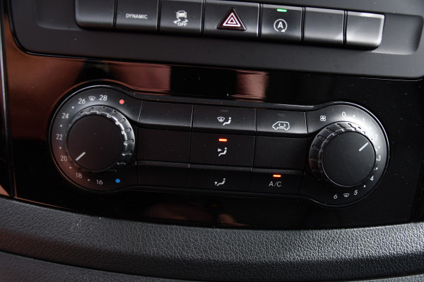 Mercedes-Benz Vito 116 CDI L2 Black Edition Cruise, Carplay, LED, 164pk, Sensoren, Multimedia, Automaat, NAVI, Uniek!