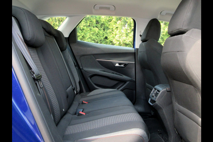 Peugeot 3008 1.2 PureTech Blue Lease * Navi * 360 camera *
