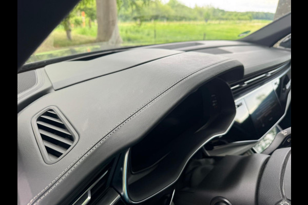Audi Q7 55 TFSI e quattro|SLine|Panorama|NightVis|22"|Trekhaak|Dealer