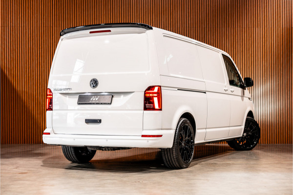 Volkswagen Transporter T6.1 2.0 TDI 150 PK DSG L2H1 | BOTT Inrichting | Bi-Xenon | Camera | CarPlay | Navigatie | Stoelverwarming | Climate control | Cruise control | Dealer onderhouden | Nieuwe APK