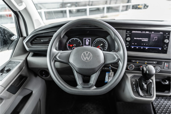 Volkswagen Transporter T6.1 2.0 TDI 150 PK DSG L2H1 | BOTT Inrichting | Bi-Xenon | Camera | CarPlay | Navigatie | Stoelverwarming | Climate control | Cruise control | Dealer onderhouden | Nieuwe APK