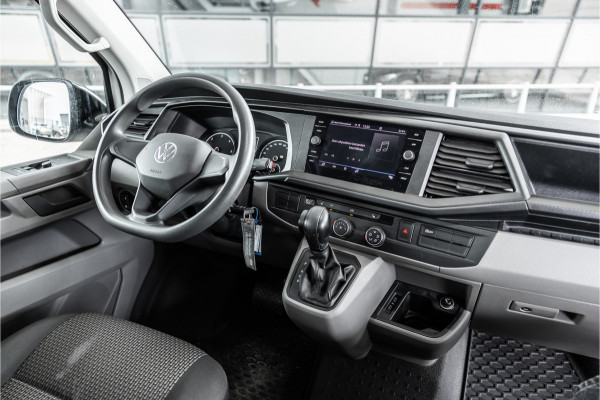 Volkswagen Transporter T6.1 2.0 TDI 150 PK DSG L2H1 | BOTT Inrichting | Bi-Xenon | Camera | CarPlay | Navigatie | Stoelverwarming | Climate control | Cruise control | Dealer onderhouden | Nieuwe APK