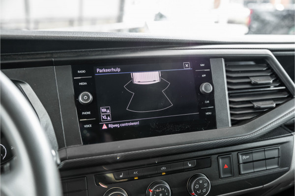 Volkswagen Transporter T6.1 2.0 TDI 150 PK DSG L2H1 | BOTT Inrichting | Bi-Xenon | Camera | CarPlay | Navigatie | Stoelverwarming | Climate control | Cruise control | Dealer onderhouden | Nieuwe APK