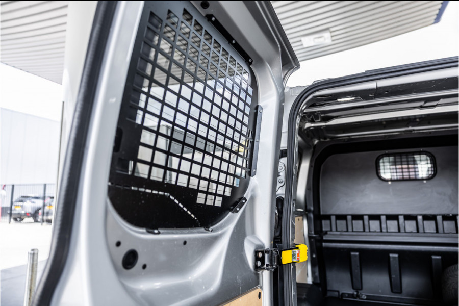 Ford Transit Custom 300 2.0 TDCI 170 PK L2H1 Limited DC | Bi-Xenon | ACC | L+R Schuifdeur | CarPlay | Camera | Stoelverwarming | Navigatie | Orig. NL Auto | 1e eigenaar | Nieuwe APK