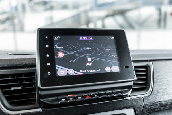 Renault Trafic 2.0 dCi 150 PK DC | Dubbel cabine | 6-Zitter | L+R Schuifdeur | Camera | Trekhaak | CarPlay | Navigatie | Nieuwe APK