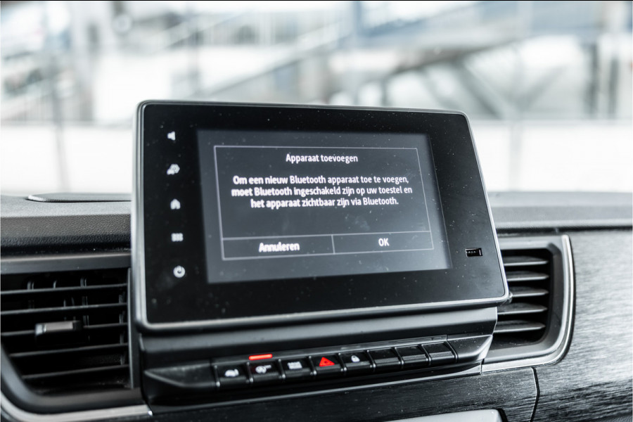 Renault Trafic 2.0 dCi 150 PK DC | Dubbel cabine | 6-Zitter | L+R Schuifdeur | Camera | Trekhaak | CarPlay | Navigatie | Nieuwe APK
