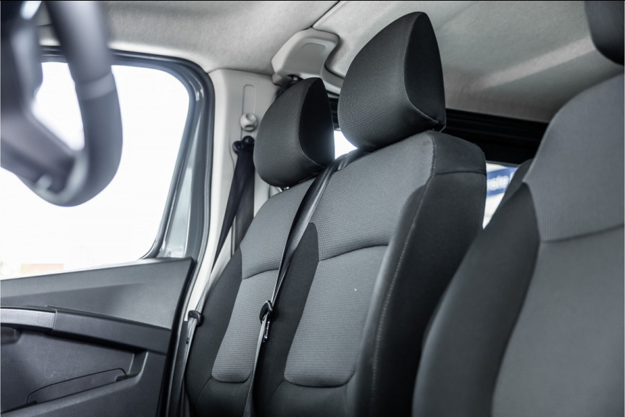 Renault Trafic 2.0 dCi 150 PK DC | Dubbel cabine | 6-Zitter | L+R Schuifdeur | Camera | Trekhaak | CarPlay | Navigatie | Nieuwe APK