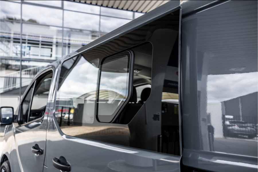 Renault Trafic 2.0 dCi 150 PK DC | Dubbel cabine | 6-Zitter | L+R Schuifdeur | Camera | Trekhaak | CarPlay | Navigatie | Nieuwe APK