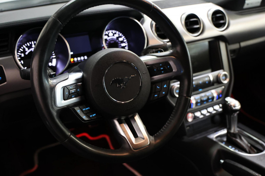 Ford Mustang Fastback 5.0 V8 GT AUTOMAAT