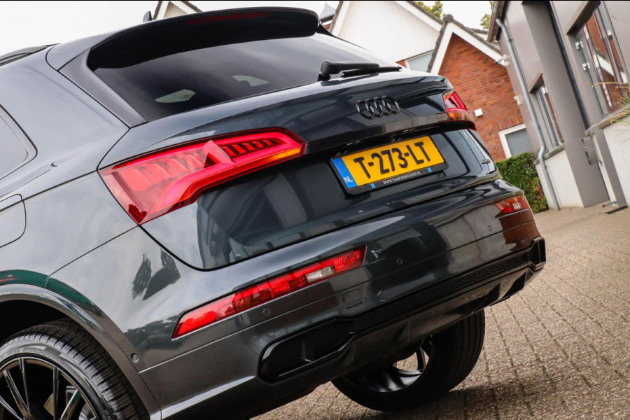 Audi Q5 55 TFSI e Quattro Competition Pro Line S S-Line 367pk Automaat 1e|Panoramadak|Virtual Cockpit|Kuipstoelen|LED Matrix|Black
