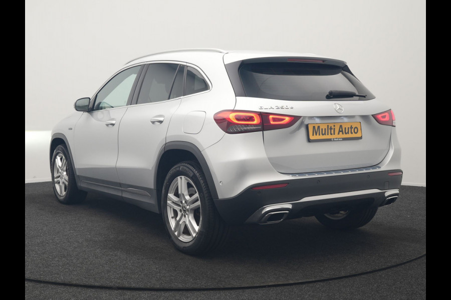 Mercedes-Benz GLA 250 e Progressive PHEV 218pk Dealer O.H | Adaptive Cruise | Camera | Lederen Sportstoelen Verwarmd | BLIS | Apple Carplay | Pilot Assist | Widescreen Navi | Virtual | DAB | 18"L.M | Plug In Hybrid |