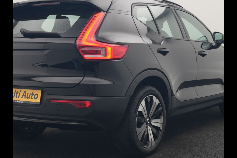 Volvo XC40 Recharge Ultimate 69 kWh 232pk Dealer O.H | Trekhaak Af Fabriek | Panodak | 360 Camera | Adaptive Cruise | Harman / Kardon | Alcantara Sportstoelen Memory & Verwarmd | BLIS | Keyless | Apple Carplay | Pilot Assist | Stuurverwarming | Google Assistant & Maps | Navigatie | DAB | 19"L.M |