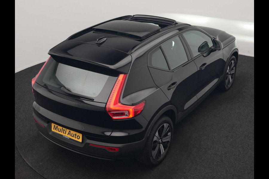 Volvo XC40 Recharge Ultimate 69 kWh 232pk Dealer O.H | Trekhaak Af Fabriek | Panodak | 360 Camera | Adaptive Cruise | Harman / Kardon | Alcantara Sportstoelen Memory & Verwarmd | BLIS | Keyless | Apple Carplay | Pilot Assist | Stuurverwarming | Google Assistant & Maps | Navigatie | DAB | 19"L.M |