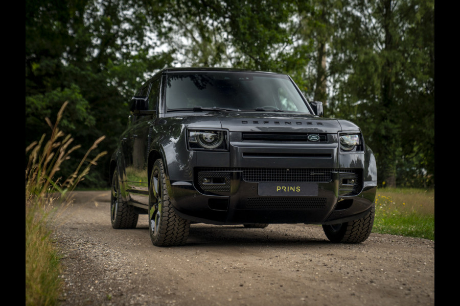Land Rover Defender 110 3.0 P400 110 X-Dynamic HSE | Pano-dak | Meridian | 1e eigenaar