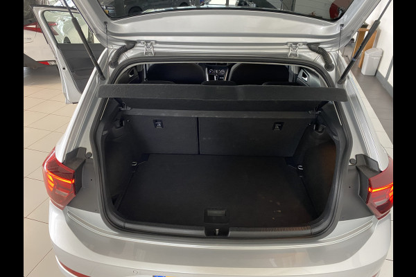 Volkswagen Polo 1.0 TSI Life Edition Automaat CarPlay / Camera /