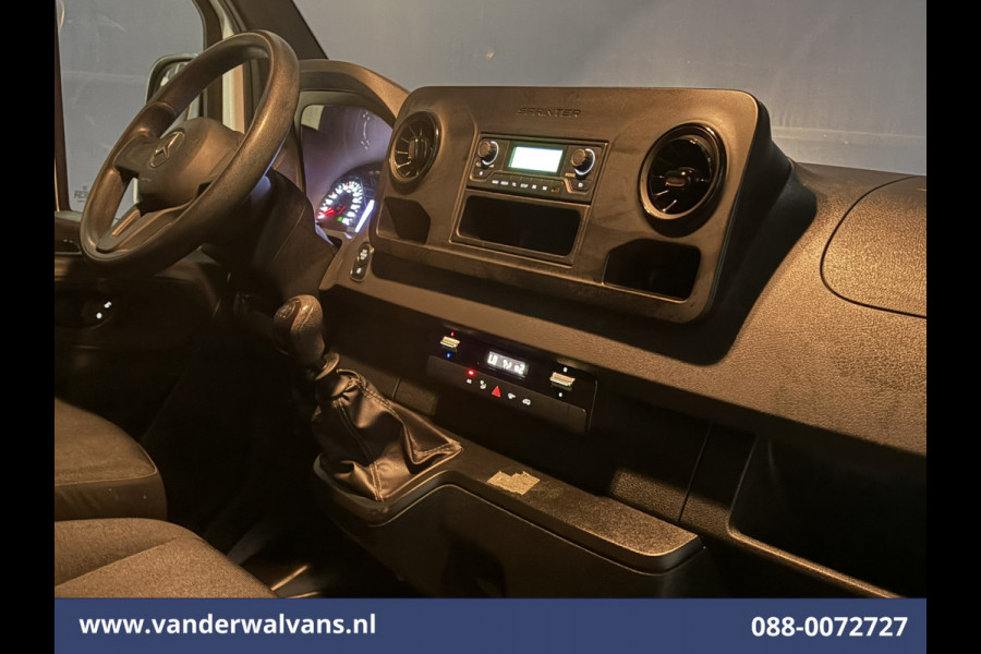 Mercedes-Benz Sprinter 317 CDI 170pk L3H2 Euro6 Airco | 2800kg Trekhaak | Bijrijdersbank Bluetooth telefoonvoorbereiding