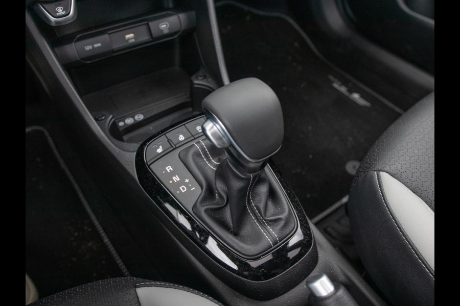 Kia Picanto 1.0 DPI GT-Line | Automaat | 16" | Navi | Clima | Stoel&Stuur Verw. | PDC | Camera l Zwarte logo's