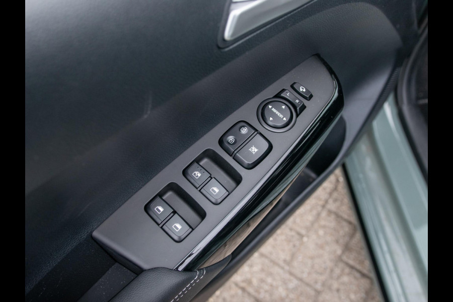 Kia Picanto 1.0 DPI GT-Line | Automaat | 16" | Navi | Clima | Stoel&Stuur Verw. | PDC | Camera l Zwarte logo's