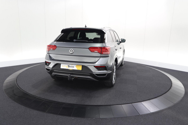 Volkswagen T-Roc 1.0 TSI Style Business 116pk | Trekhaak | Adaptieve Cruise Control | Elektronische Kofferklep | Apple Carplay