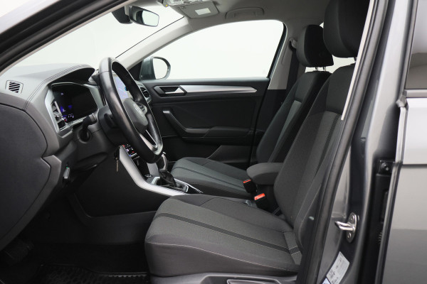 Volkswagen T-Roc 1.5 TSI DSG Life Business Virtual Cockpit, ACC, Apple Carplay, LED, DAB, Rijstrooksensor, PDC, 17''