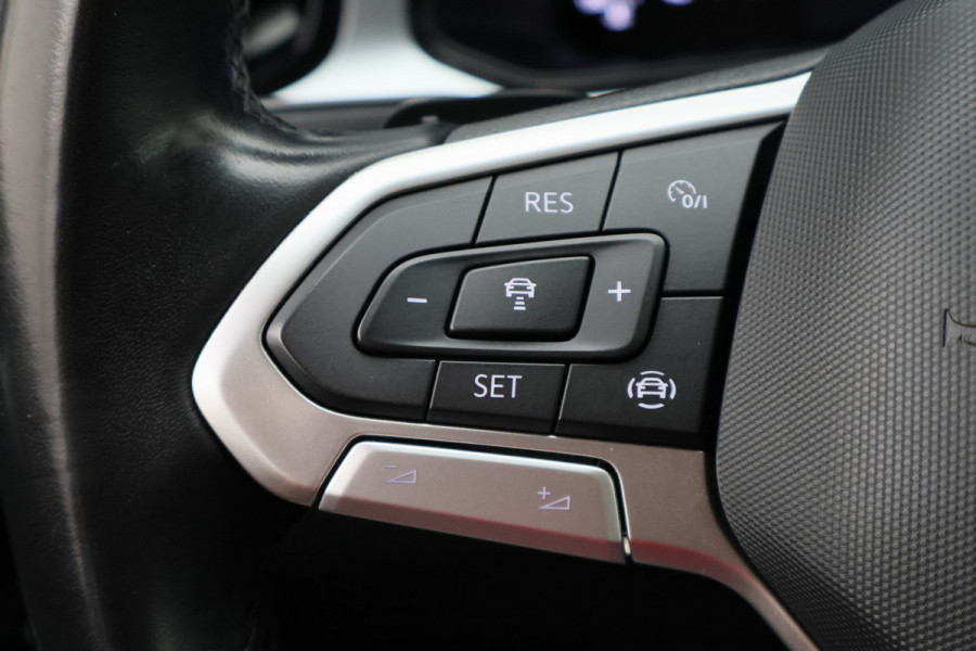 Volkswagen T-Roc 1.5 TSI DSG Life Business Virtual Cockpit, ACC, Apple Carplay, LED, DAB, Rijstrooksensor, PDC, 17''