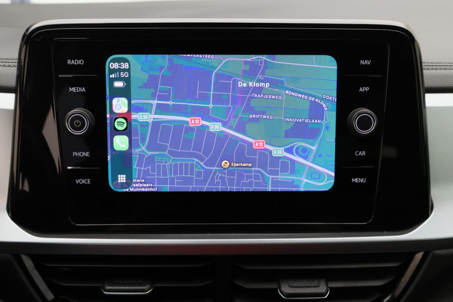 Volkswagen T-Roc 1.5 TSI DSG Life Business Virtual Cockpit, ACC, Apple Carplay, LED, DAB, Rijstrooksensor, PDC, 17''