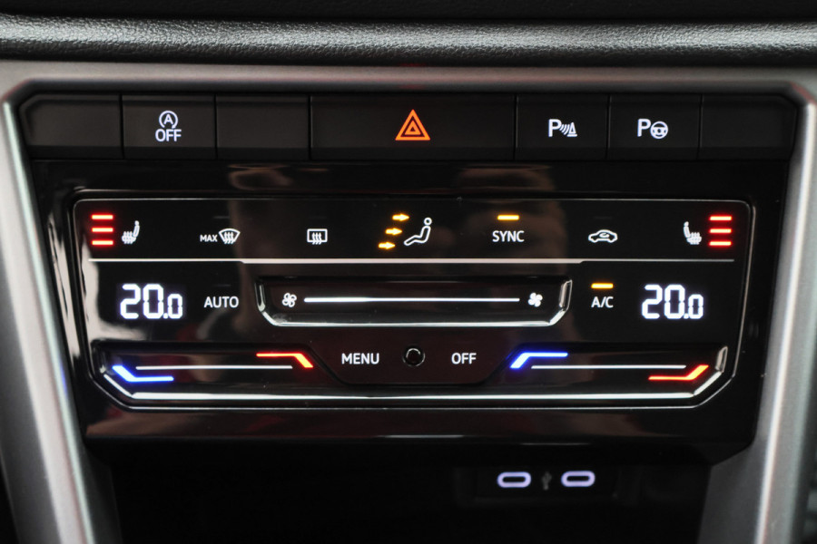 Volkswagen T-Roc 1.5 TSI DSG Life Business Virtual Cockpit, ACC, Apple Carplay, LED, DAB, Rijstrooksensor, PDC, 17''