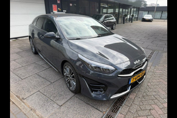 Kia ProCeed 1.5 T-GDi GT-PlusLine AUT I NAV I PDC I TREKHAAK I LEDRE / ALCANTARA INTERIEUR I 1e EIGENAAR I COMPLETE ONDERHOUDSHISTORIE