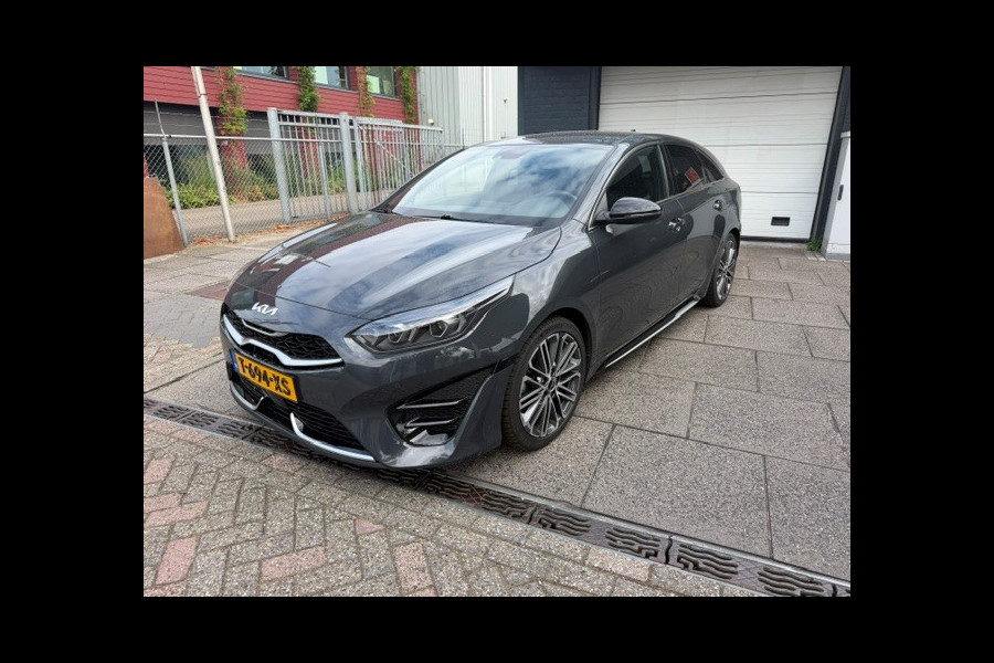 Kia ProCeed 1.5 T-GDi GT-PlusLine AUT I NAV I PDC I TREKHAAK I LEDRE / ALCANTARA INTERIEUR I 1e EIGENAAR I COMPLETE ONDERHOUDSHISTORIE