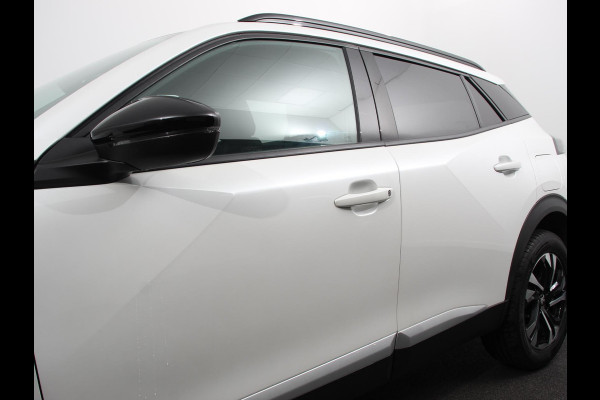 Peugeot 2008 1.2 PureTech 130pk Automaat Allure Navigatie Climate Control Led Lichtmetalen Velgen Parkeer sensoren Cruise Control