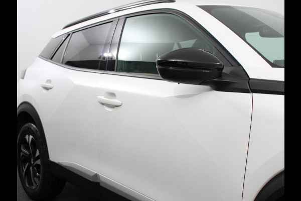 Peugeot 2008 1.2 PureTech 130pk Automaat Allure Navigatie Climate Control Led Lichtmetalen Velgen Parkeer sensoren Cruise Control