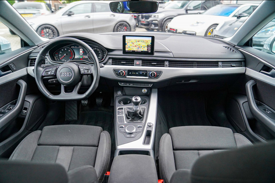Audi A5 Sportback 2.0 TFSI MHEV Sport | Navigatie | Elektrisch bedienbare achterklep | Multifunctioneel stuurwiel | Cruise control